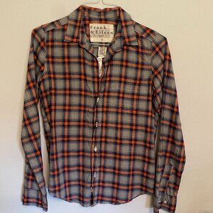 Frank & Eileen Barry Plaid Crinkle Shirt | Size Small